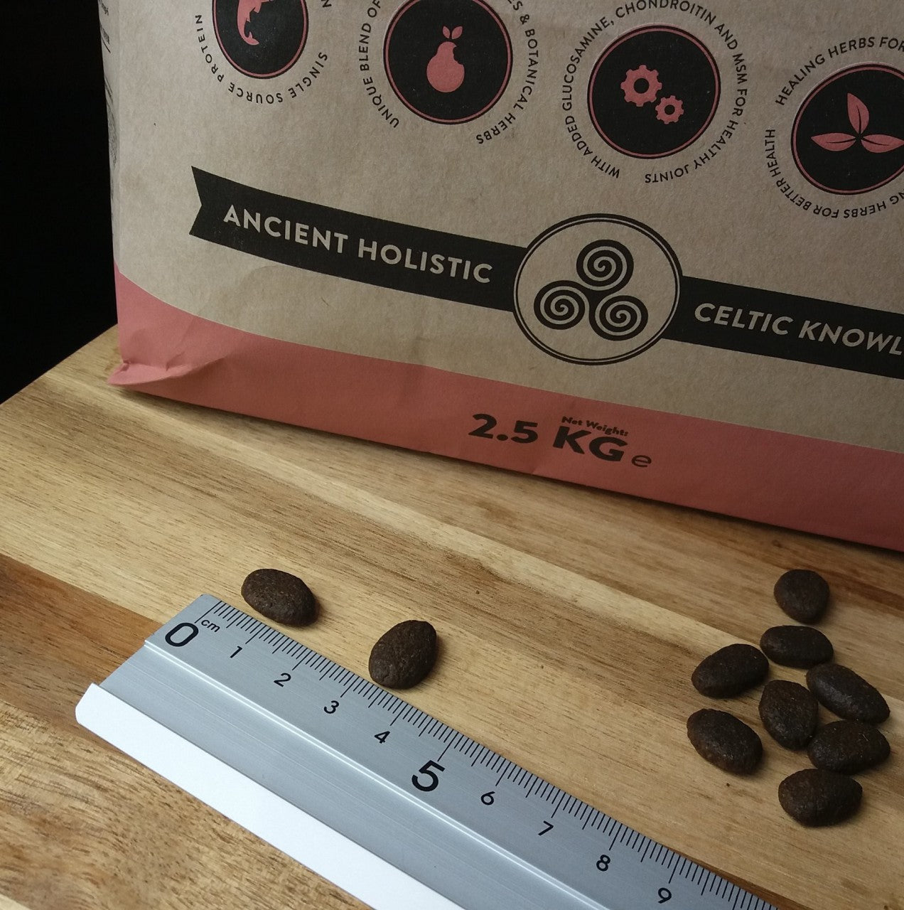 Celtic Connection - 三文魚丨鱒魚無穀無麩防敏狗糧 2.5kg ()